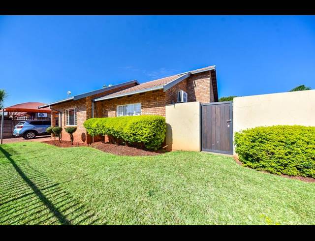 2 BEDROOM HOUSE FOR SALE IN DORANDIA